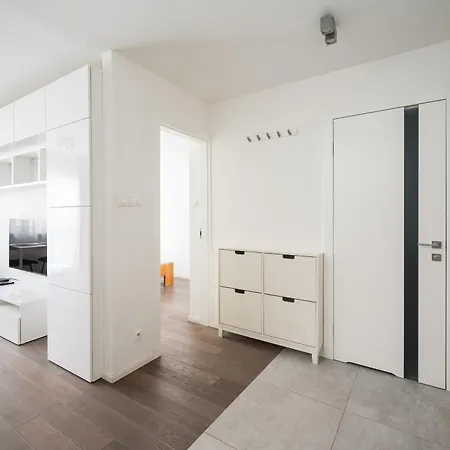 Apartment Chmielna Downtown Warsaw