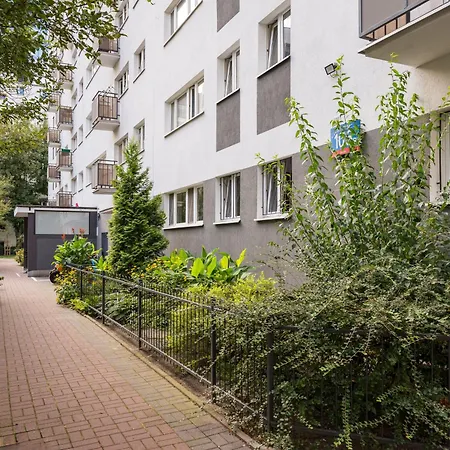 Apartment Chmielna Downtown By Bookinghost